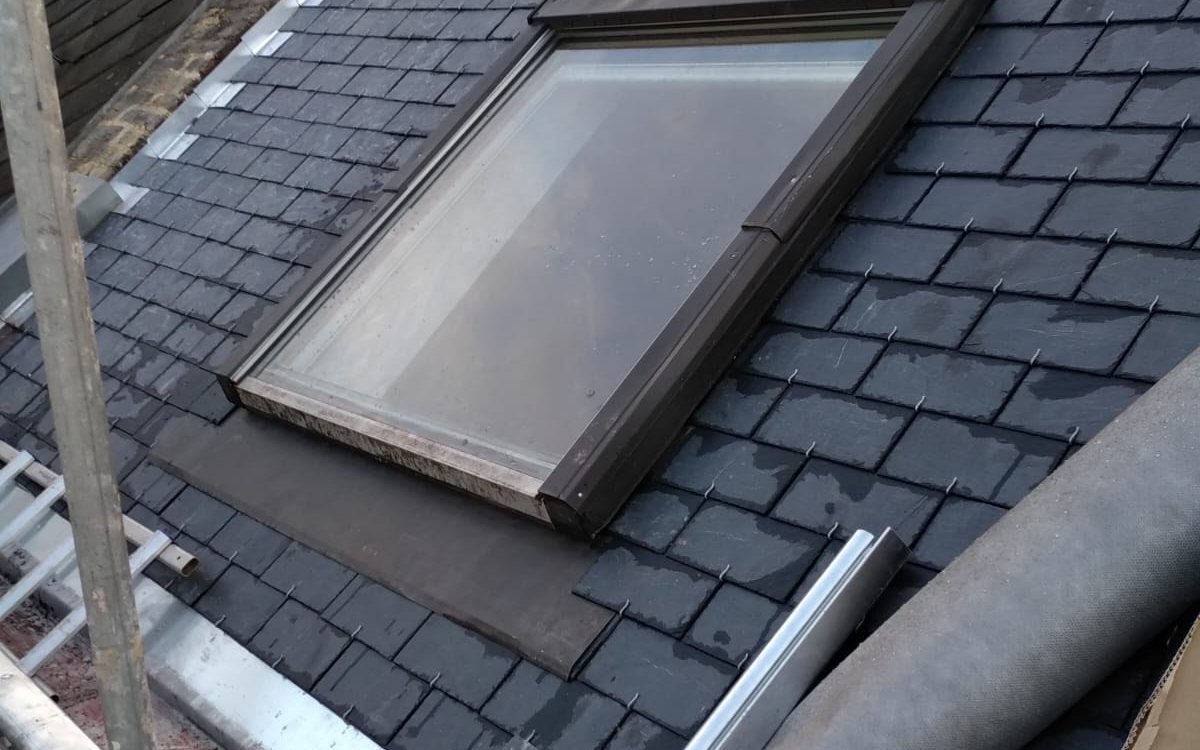 Installation et remplacement de Velux par Sury Rénovations à Amiens